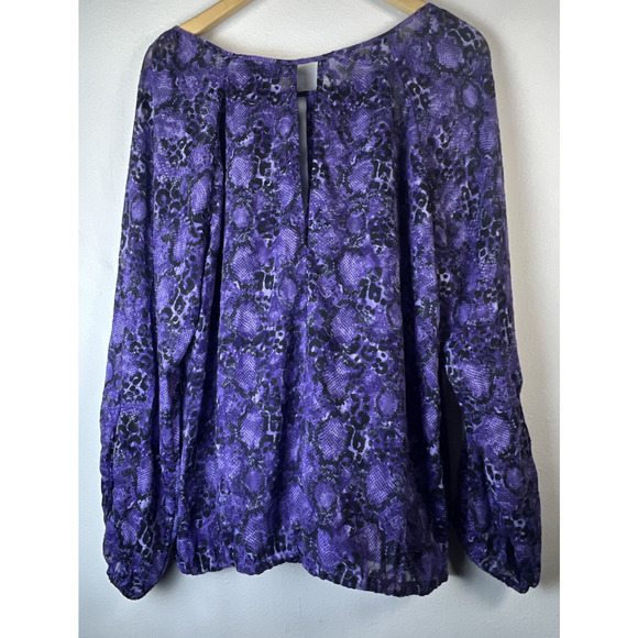 Lane Bryant Purple Burnout Snakeskin Print Size 16 Keyhole Neckline Long Sleeve - Picture 5 of 11